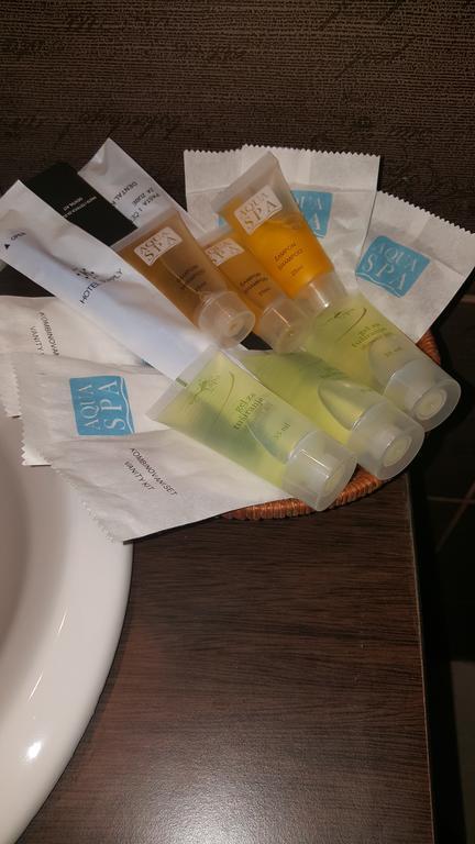 Garni Hotel Contact 贝尔格莱德 外观 照片