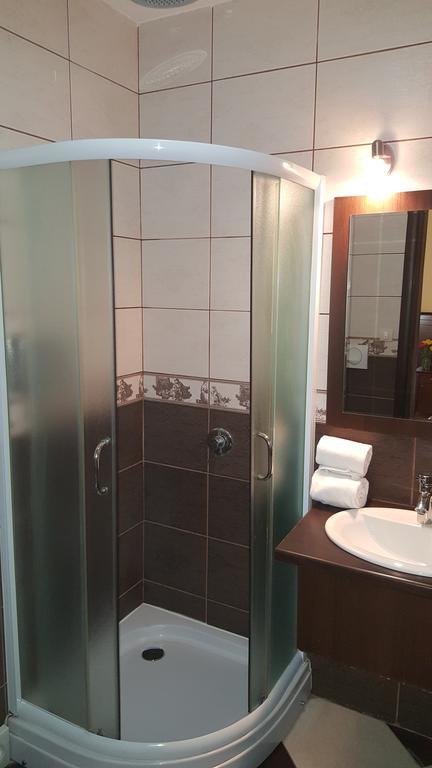 Garni Hotel Contact 贝尔格莱德 外观 照片