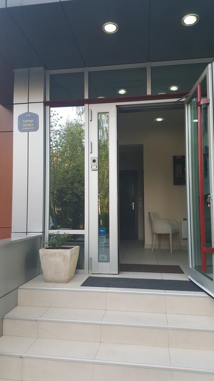 Garni Hotel Contact 贝尔格莱德 外观 照片