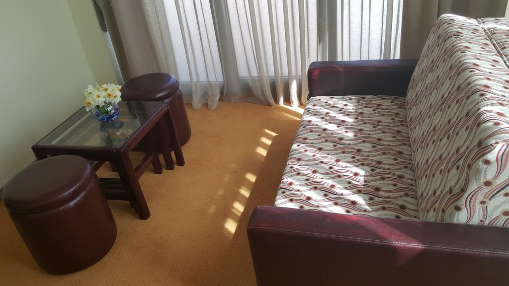 Garni Hotel Contact 贝尔格莱德 外观 照片